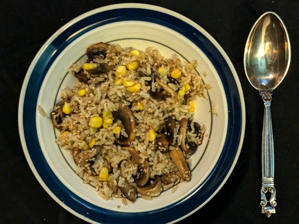 2024-09-20 Fried brown basmati rice with mushrooms, corn kernels, sesame seeds, and tamari1.jpg