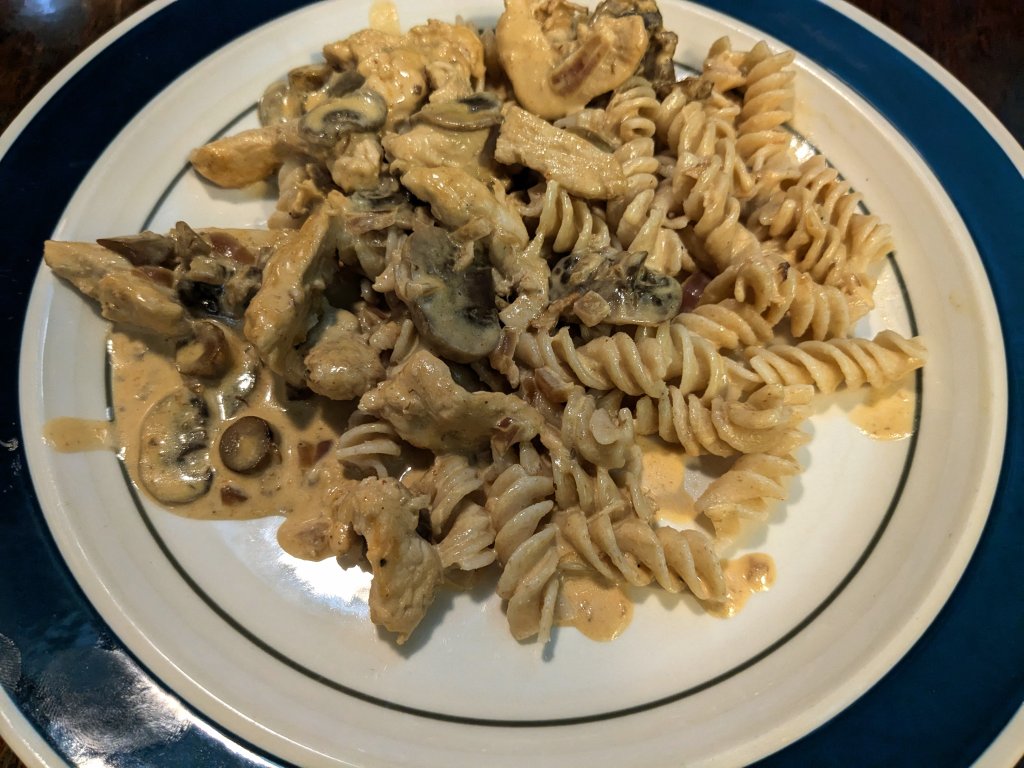 2024-10-28 Chicken Stroganoff with whole wheat fusilli1.jpg