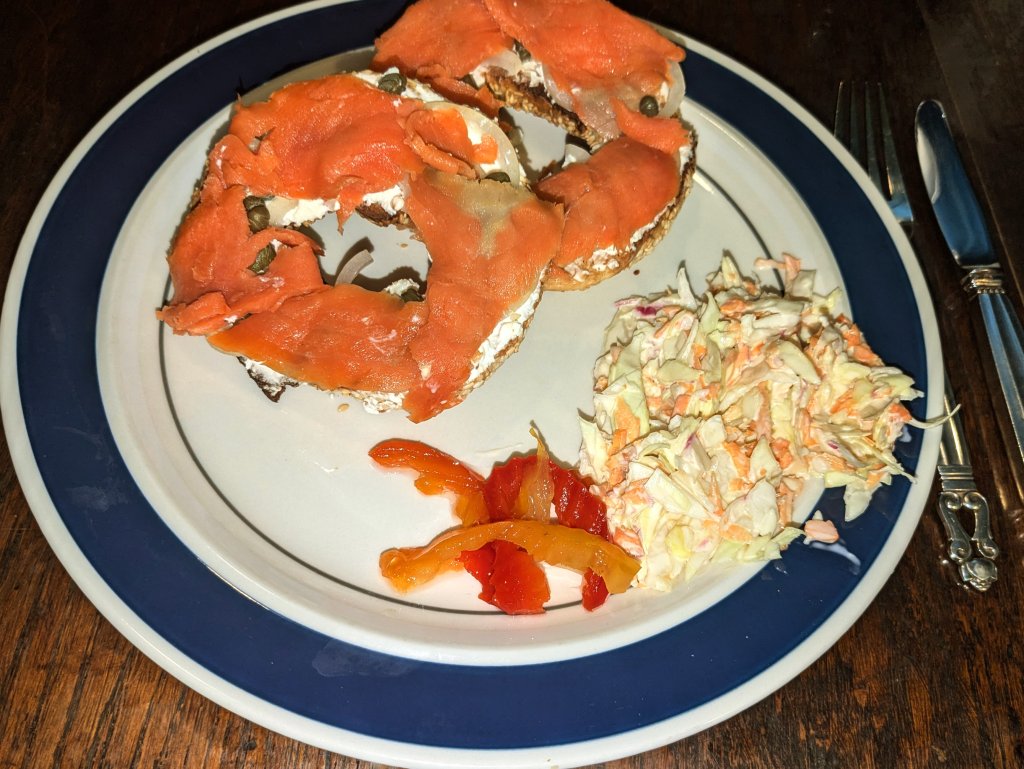 2024-11-05 Smoked salmon on a bagel, coleslaw, and hot banana peppers1.jpg