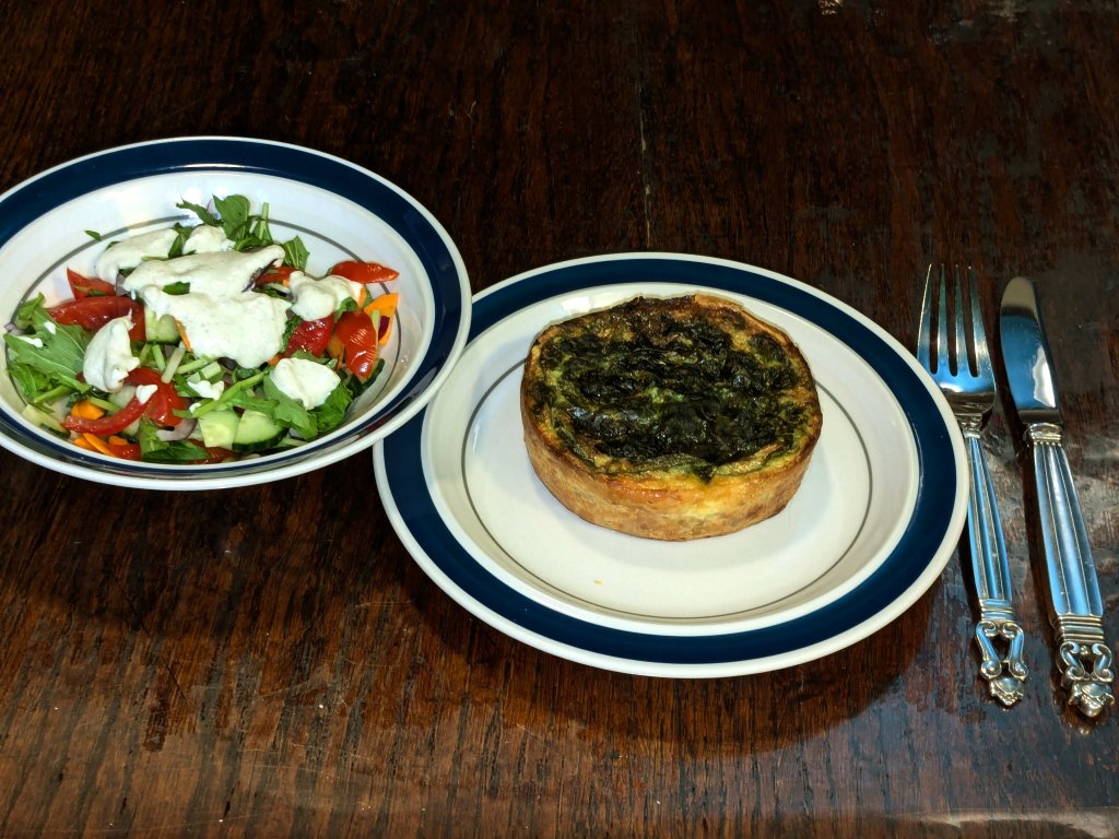 2024-11-06 Feta and spinach quiche (store bought) and a salad with blue cheese dressing1.jpg