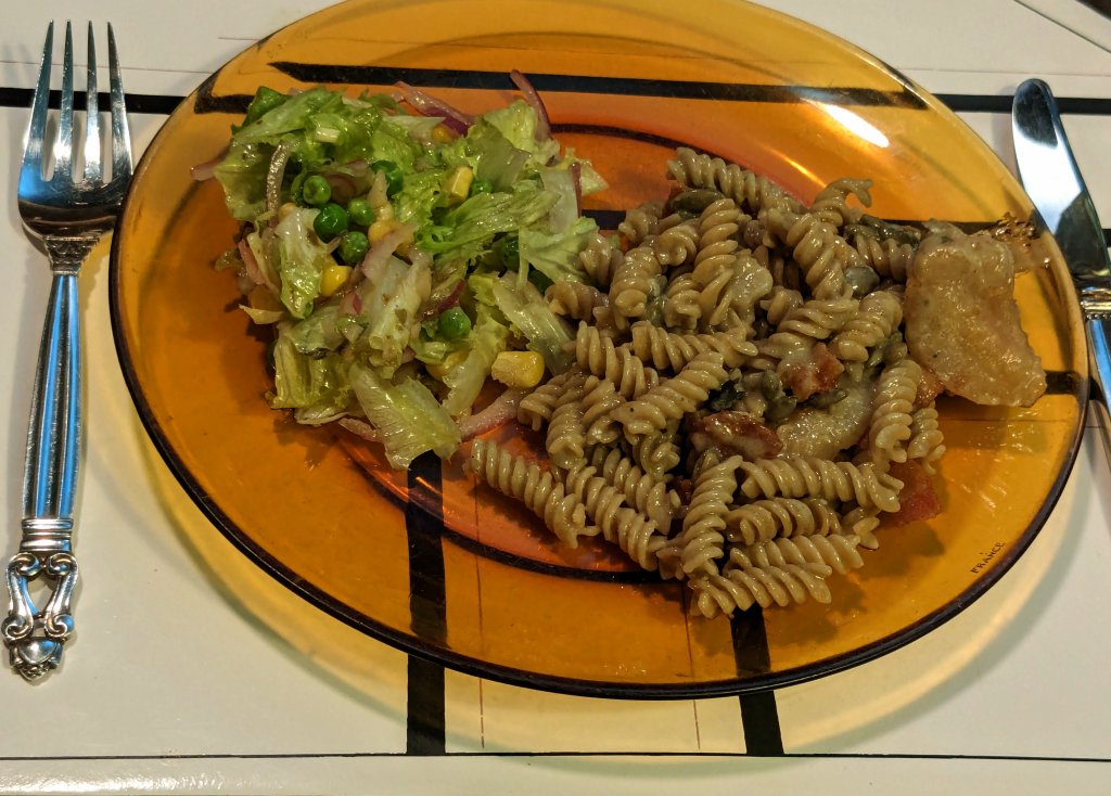 Pasta with bacon, pears and blue cheese and a salad.jpg