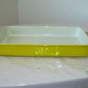 COPCO BAKING PANS IN YELLOW & FLAME