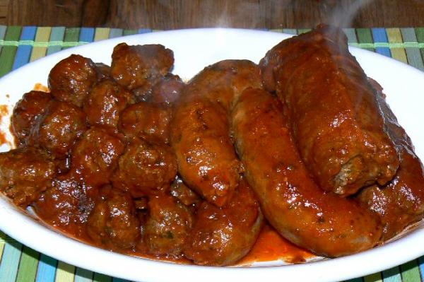 013011 braciole sausage meatballs P1070526