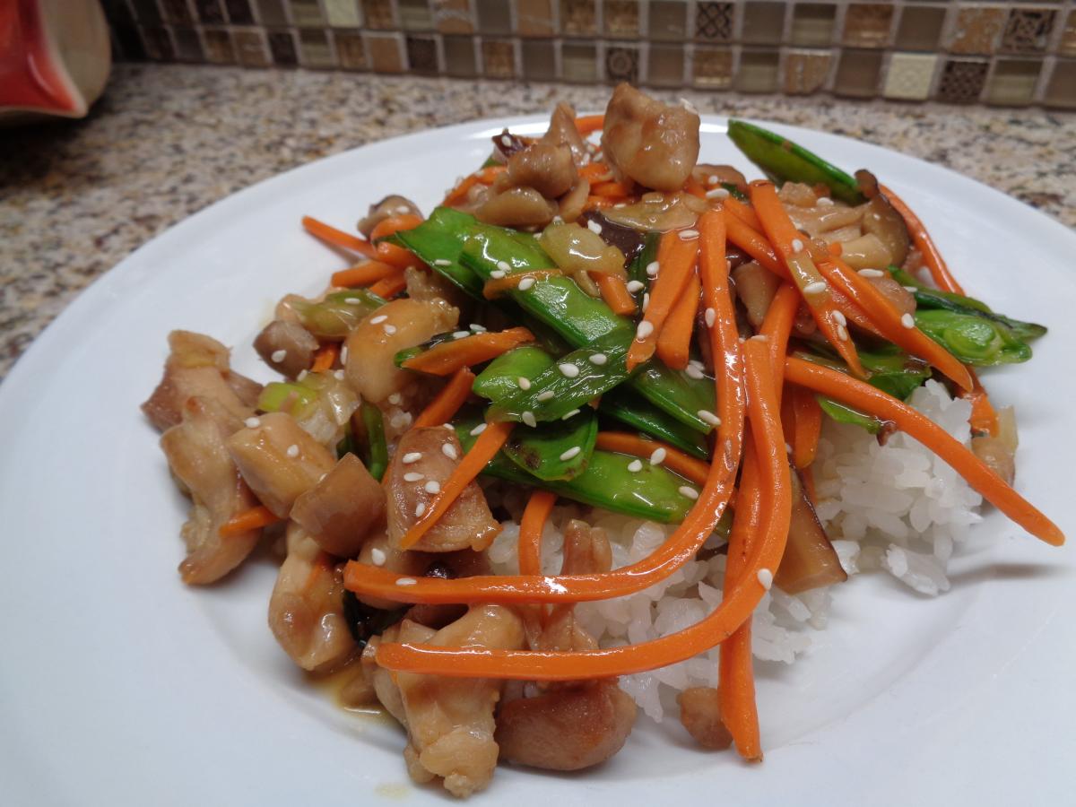 Chicken and Snow Peas Stir Fry with steamed White Rice