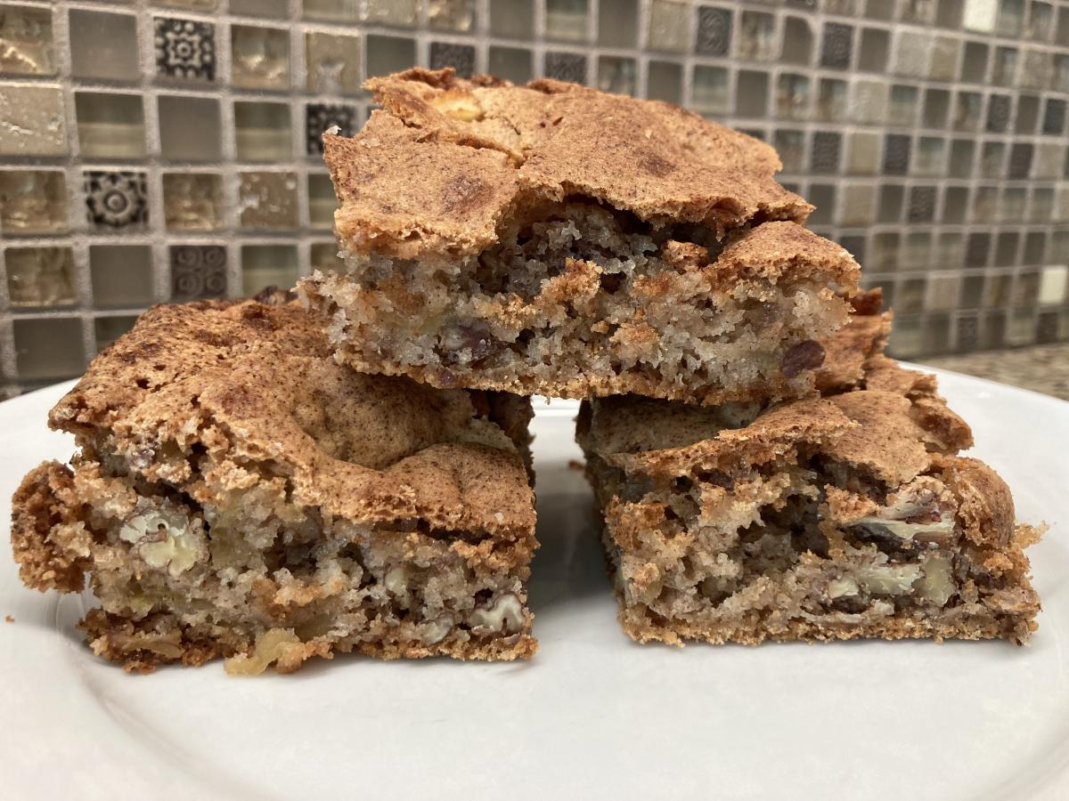 This is Andy M's sister's recipe for Apple Squares, which is what he is now calling Apple Walnut Cake... either way, it's delicious!