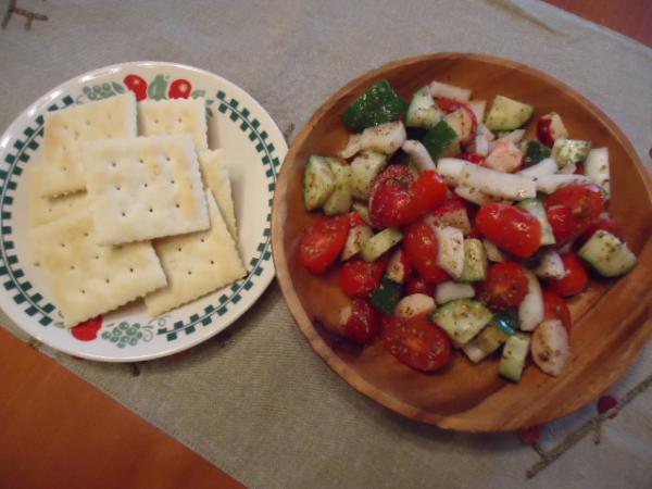 ... with a salad and some Diamond Bakery Soda Crackers